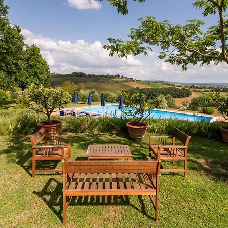 Farm stay Agriturismo La Godiola *