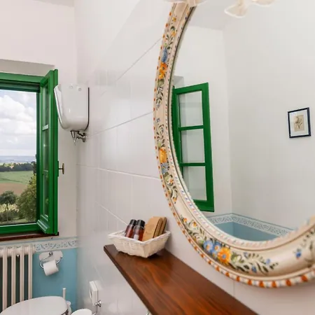 Agriturismo La Godiola Farm stay